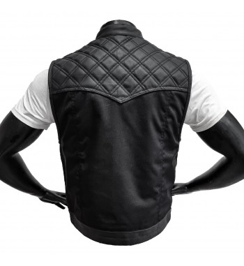 Back view of the Aracord Vest Exclusive Diamond